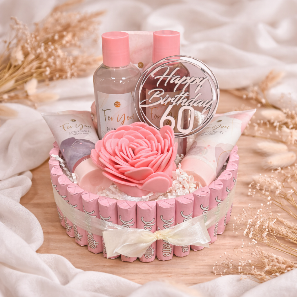 Wellness/ Beautytorte mit Holzstecker Geburtstag