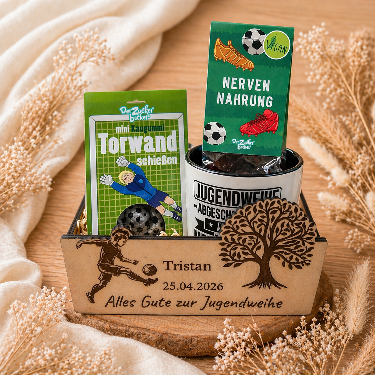 Personalisiertes Jugendweihe Geschenk Fußball, Geschenkbox mit Tasse